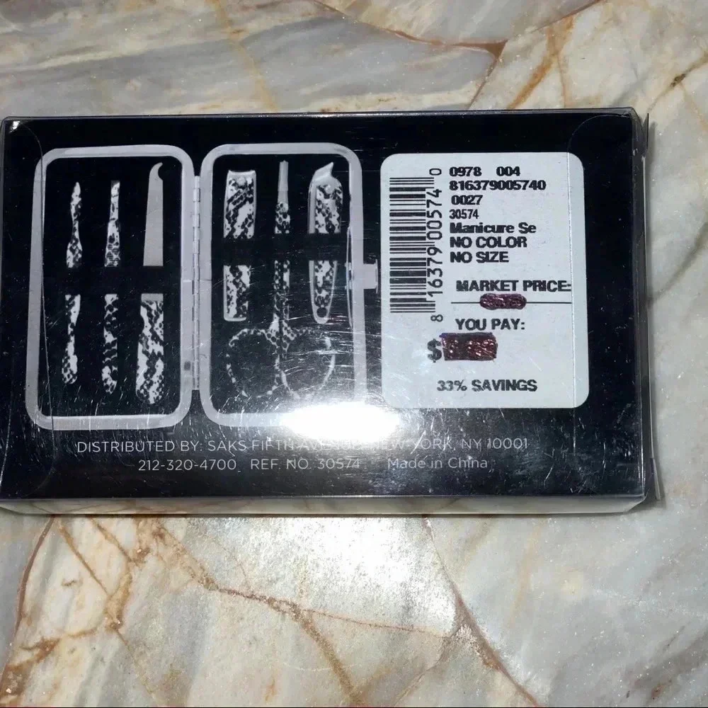 Saks Fifth Avenue Manicure‎ Set - Snake Print: 7 Pc